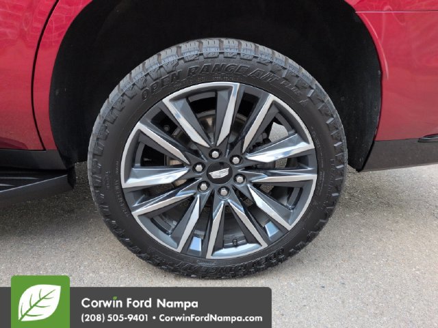Used 2021 Cadillac Escalade Sport w/ Driver Assist Tech Package AWD/4WD image 32