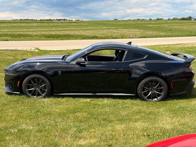 Used 2024 Ford Mustang Dark Horse RWD image 5