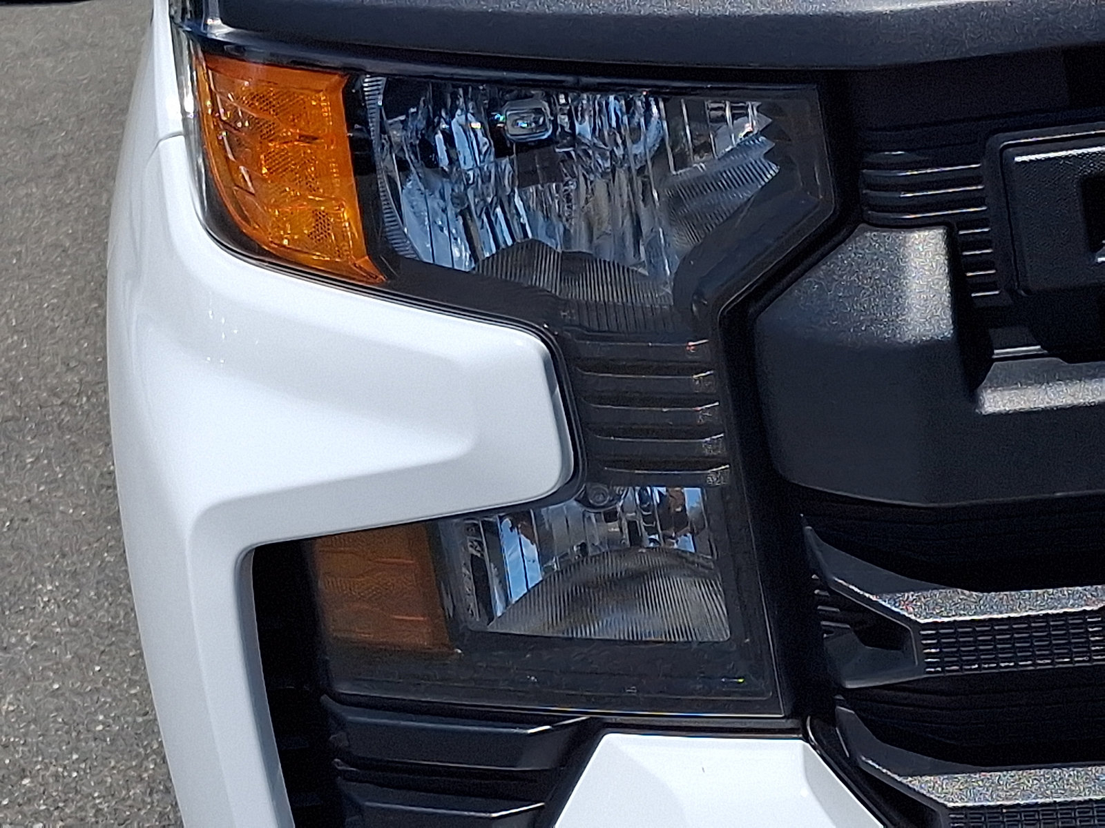 Used 2025 Chevrolet Silverado 1500 W/T RWD image 10