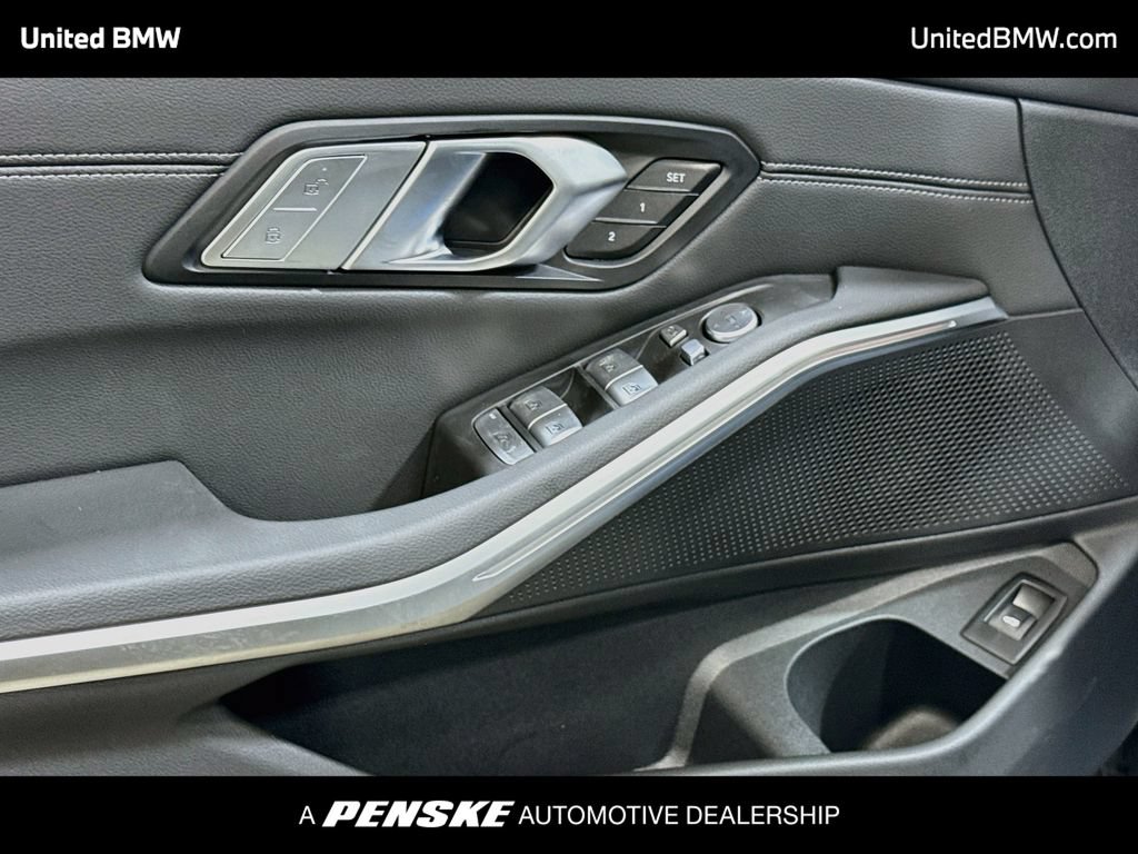 New 2026 BMW 330i Sedan w/ M Sport Package RWD image 3
