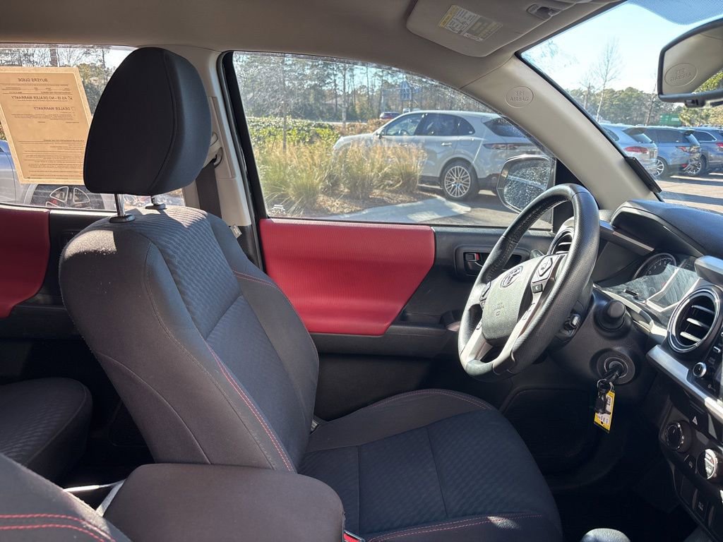 Used 2022 Toyota Tacoma SR5 image 36