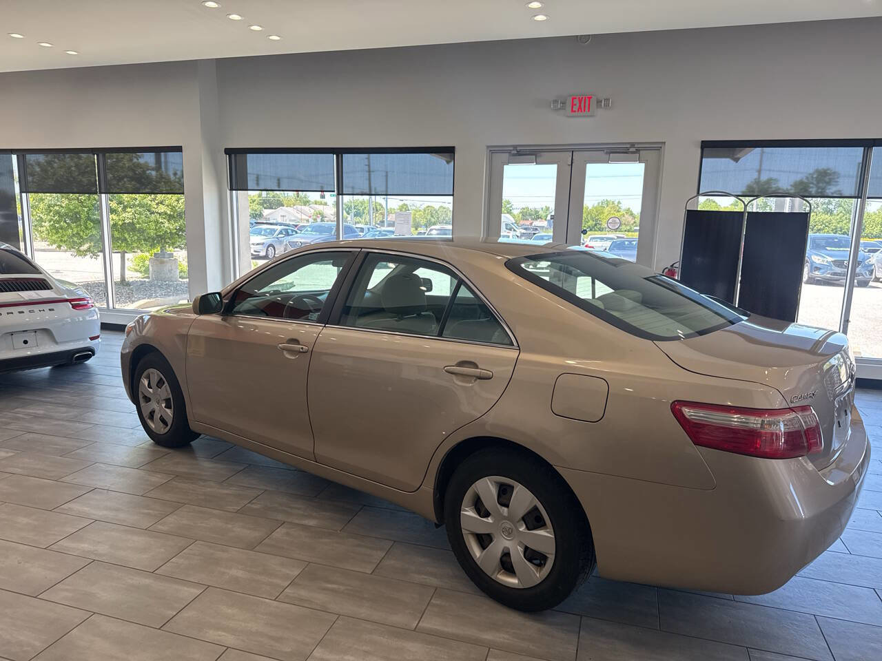 Used 2009 Toyota Camry XLE FWD image 9