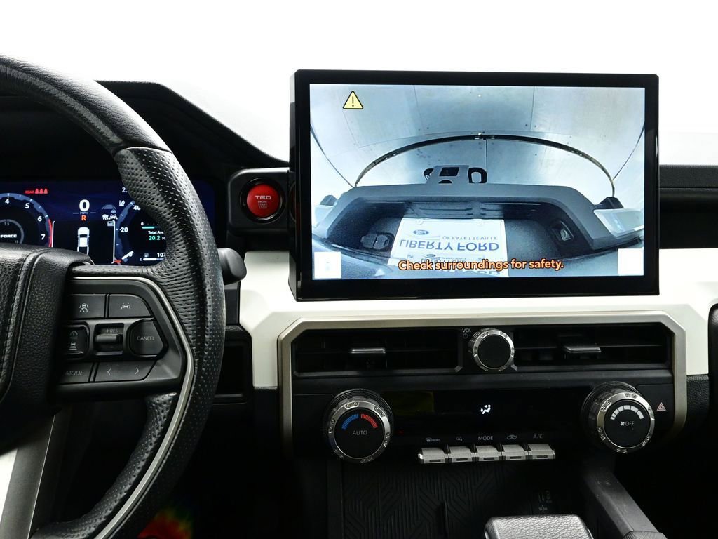 Used 2024 Toyota Tacoma TRD Off-Road image 19