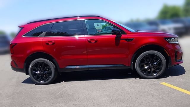 Certified 2023 Kia Sorento SX AWD/4WD image 4
