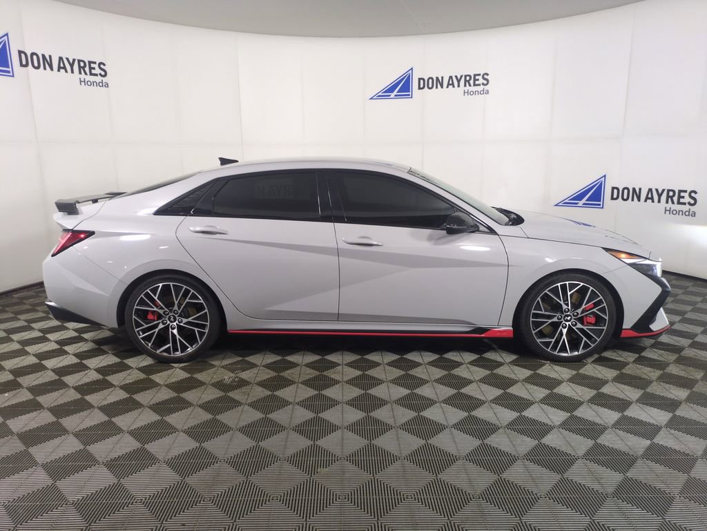 Used 2023 Hyundai Elantra N image 6