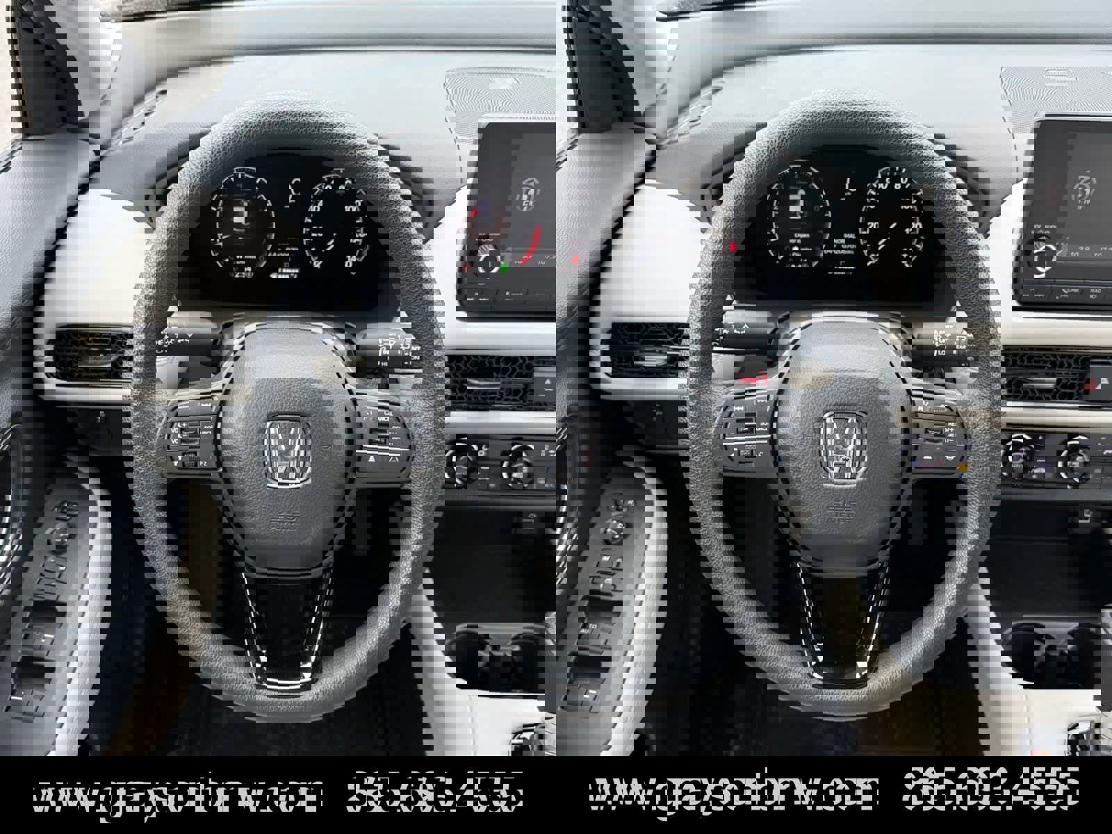 Used 2024 Honda HR-V LX image 17