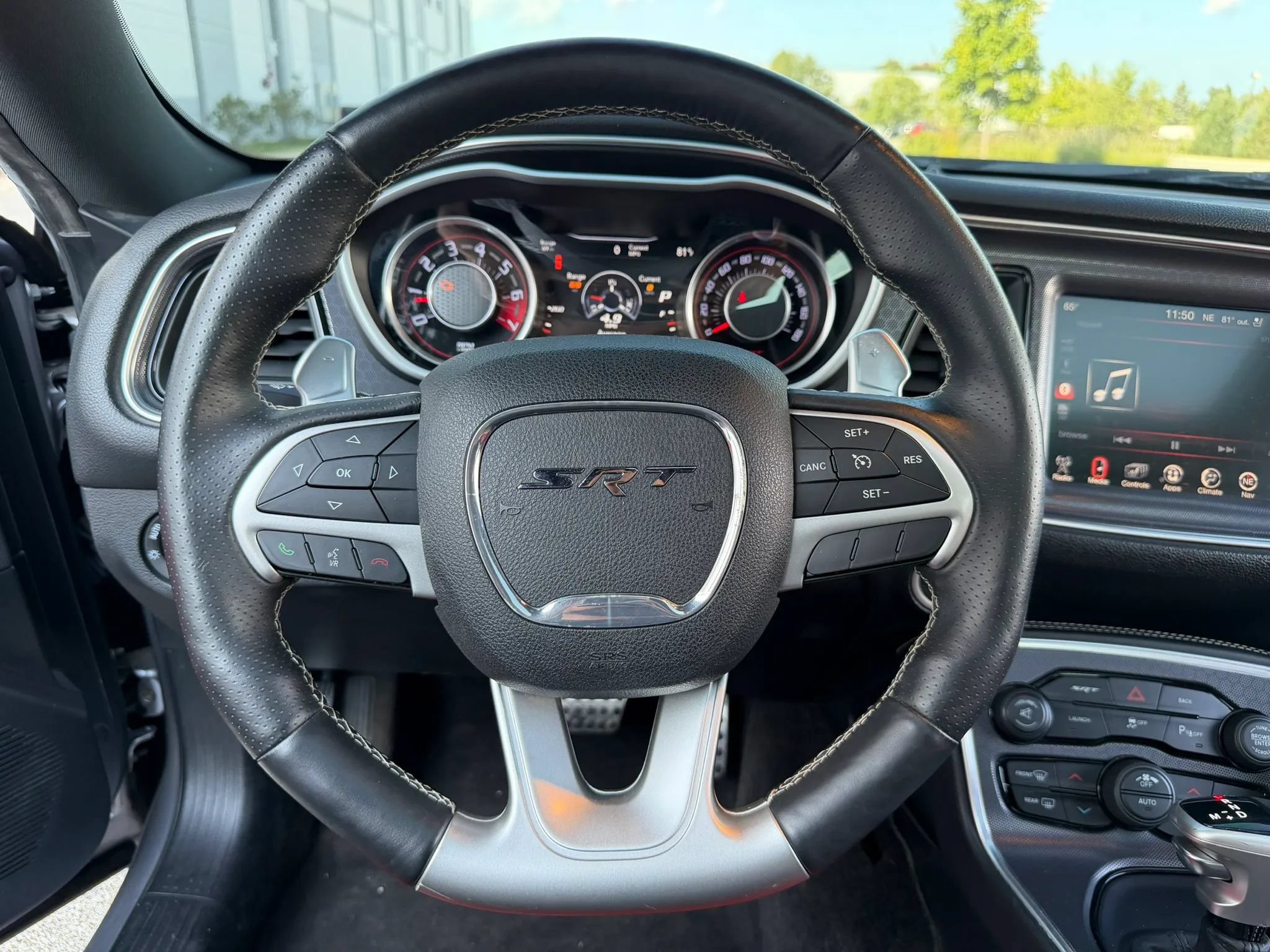 Used 2015 Dodge Challenger SRT RWD image 22
