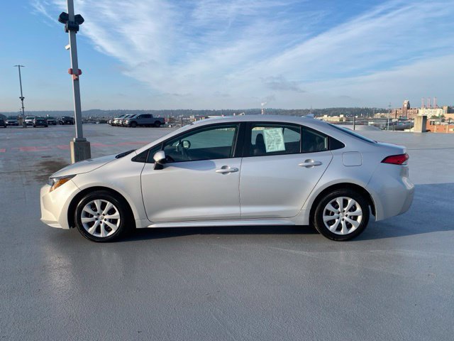 Used 2024 Toyota Corolla LE FWD image 5