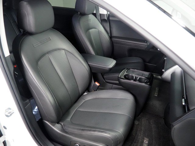 Used 2025 Hyundai Ioniq 5 SEL RWD image 2