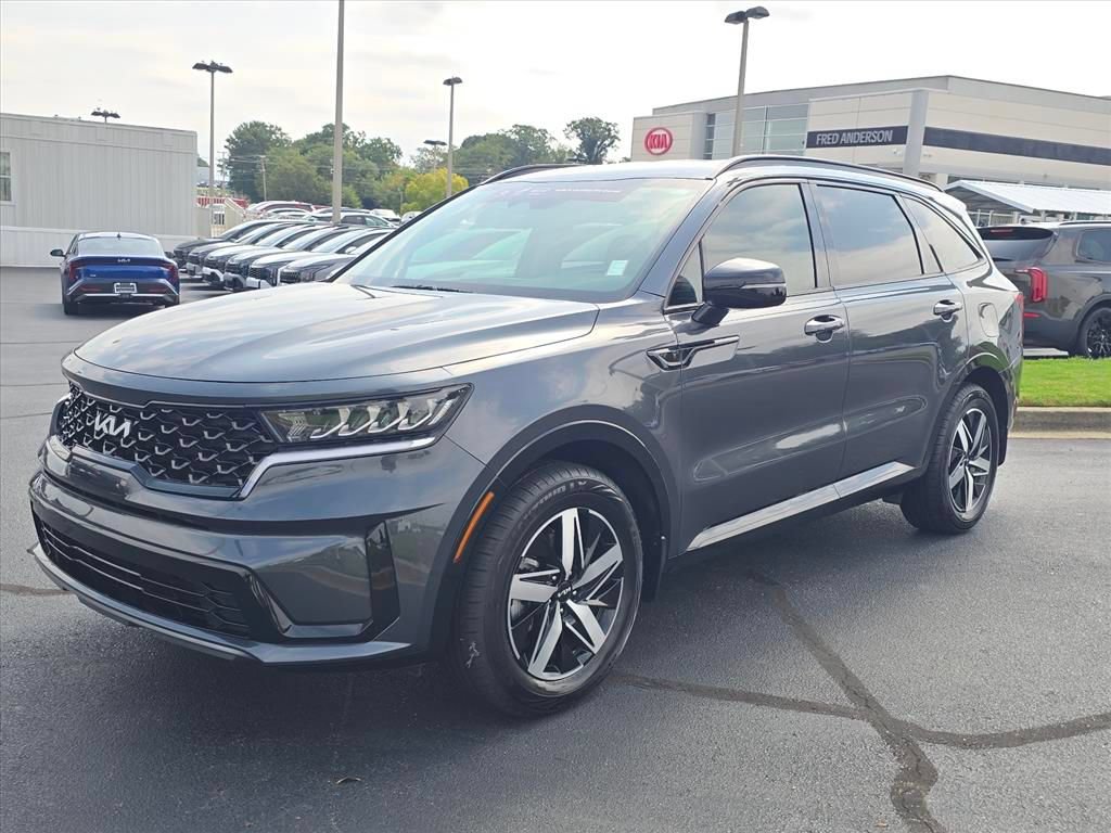 Certified 2023 Kia Sorento S FWD image 7