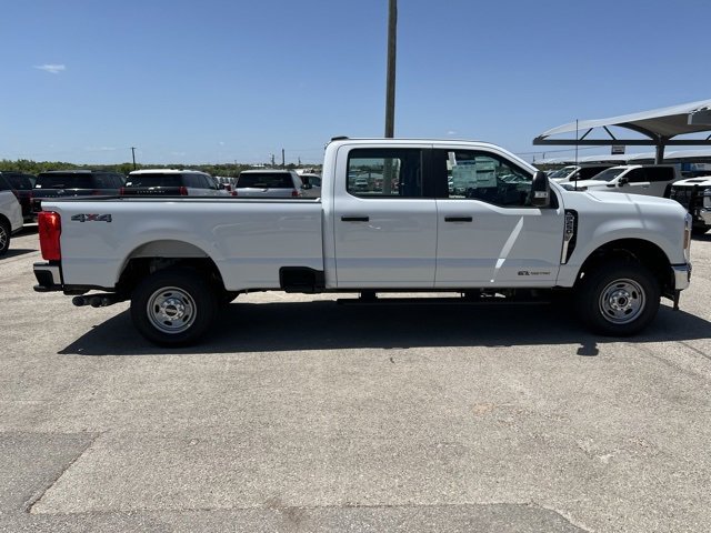 New 2025 Ford F250 XL w/ XL Chrome Package image 9