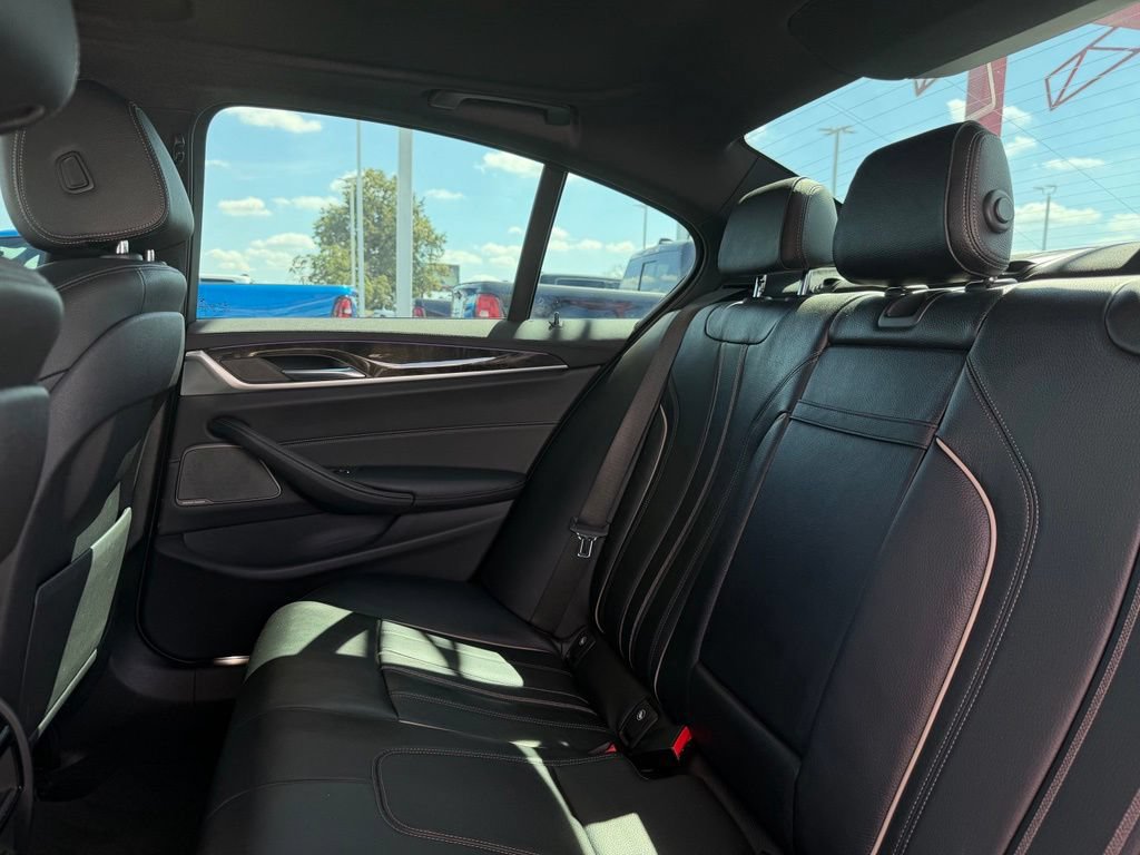 Used 2018 BMW 540i xDrive AWD/4WD image 28