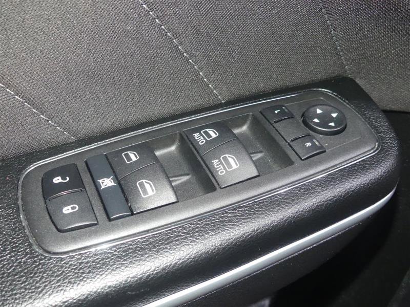 Used 2023 Dodge Charger SXT image 18