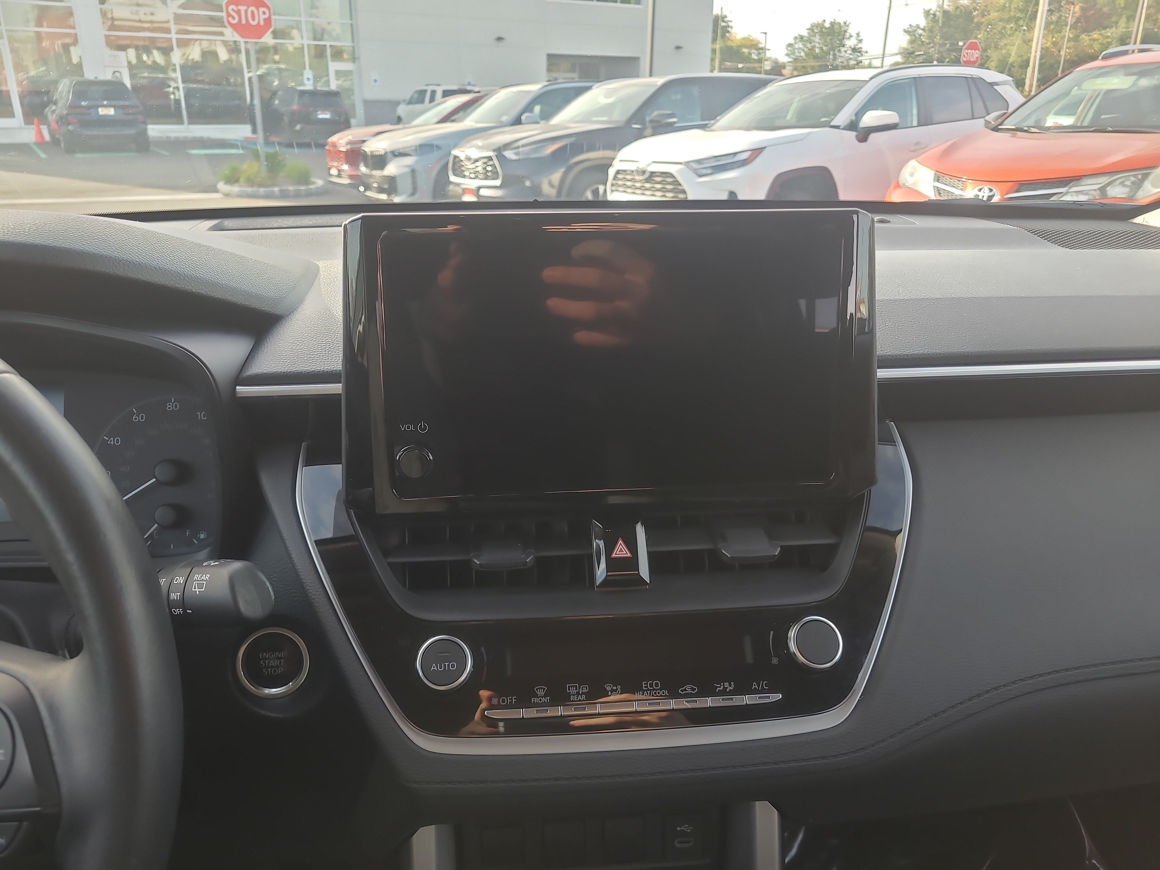 Certified 2023 Toyota Corolla Cross LE w/ Moonroof Package AWD/4WD image 20