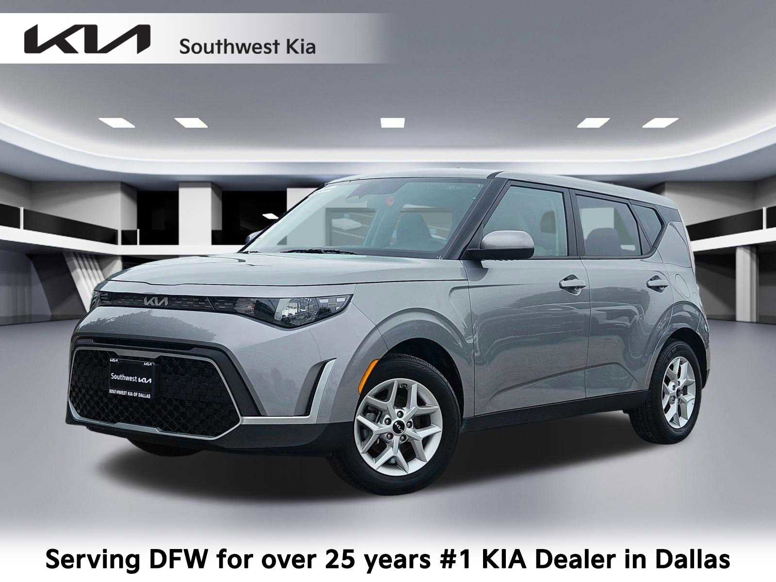 Certified 2025 Kia Soul LX w/ LX Technology Package FWD image 1