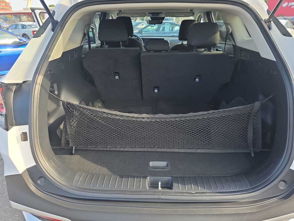 Used 2025 Kia Sportage LX FWD image 20