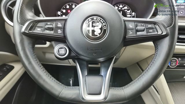 Used 2020 Alfa Romeo Stelvio Ti w/ Nero Edizione image 42
