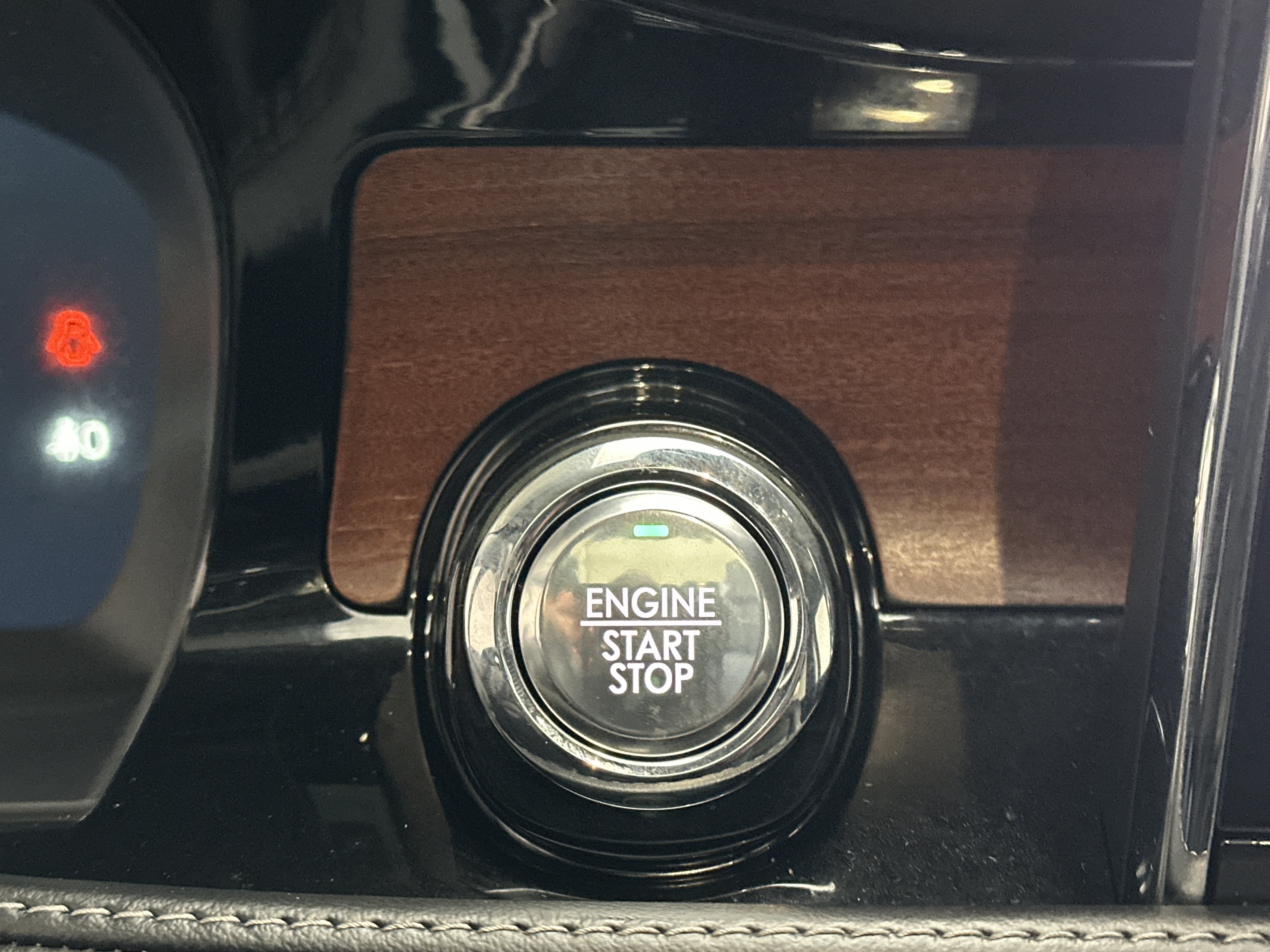 Used 2021 Lincoln Corsair Reserve w/ Equipment Group 201A image 33