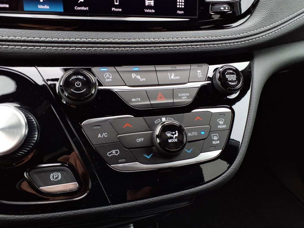 New 2026 Chrysler Pacifica Select image 13