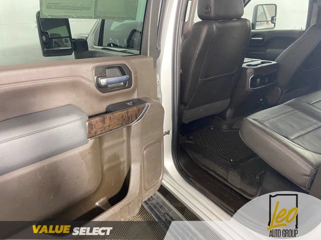 Used 2022 GMC Sierra 3500 Denali w/ Denali Ultimate Package AWD/4WD image 18