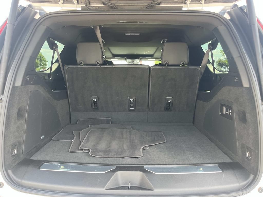 Certified 2024 Cadillac Escalade ESV Premium Luxury AWD/4WD image 13