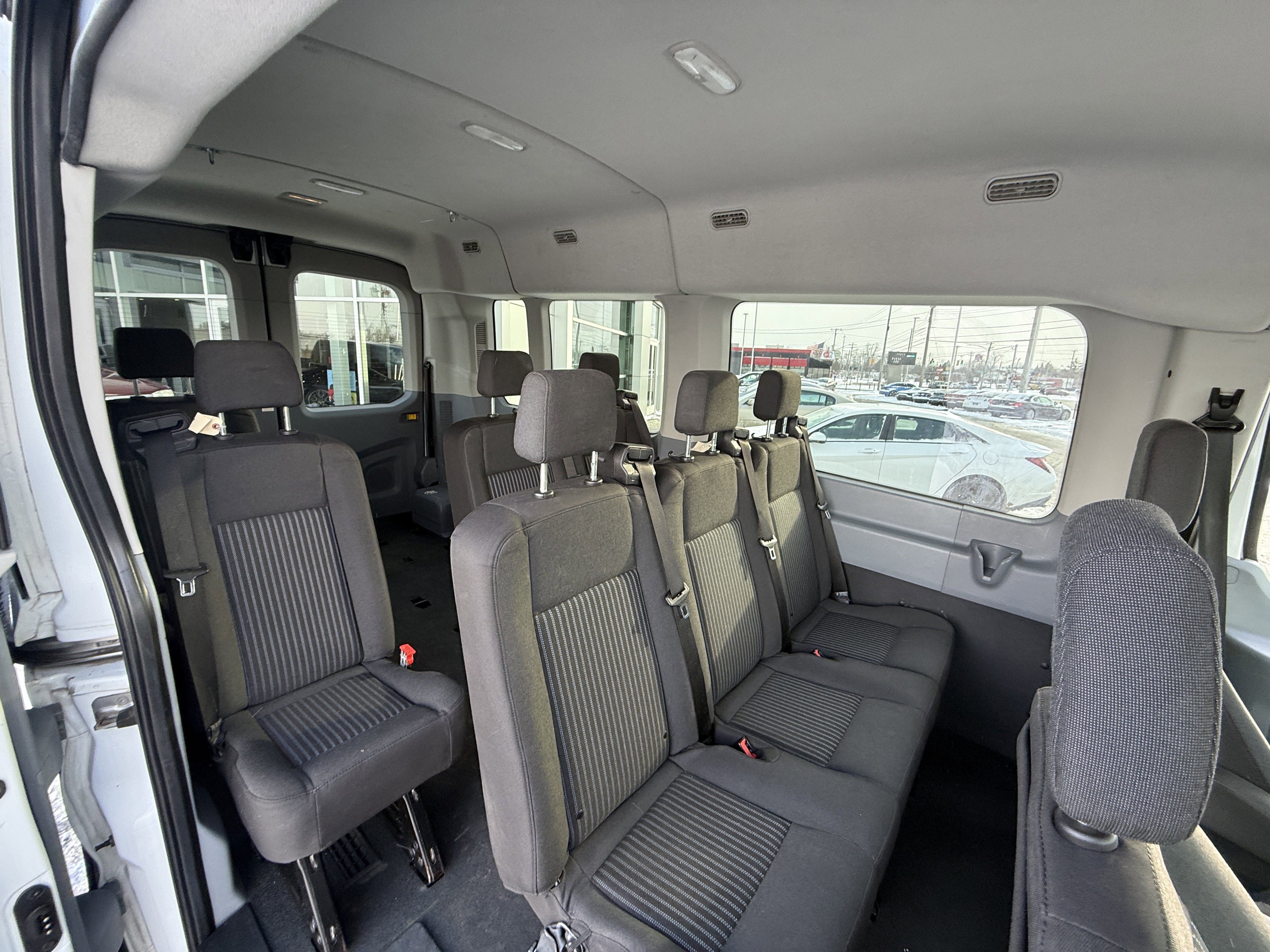 Used 2018 Ford Transit 350 XL image 17