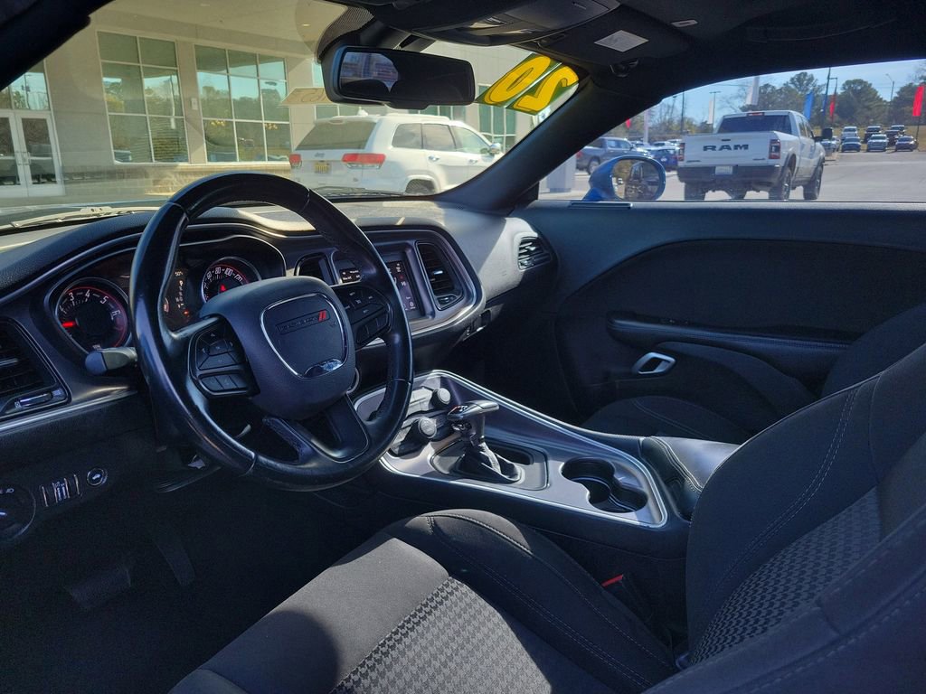 Used 2020 Dodge Challenger SXT image 10