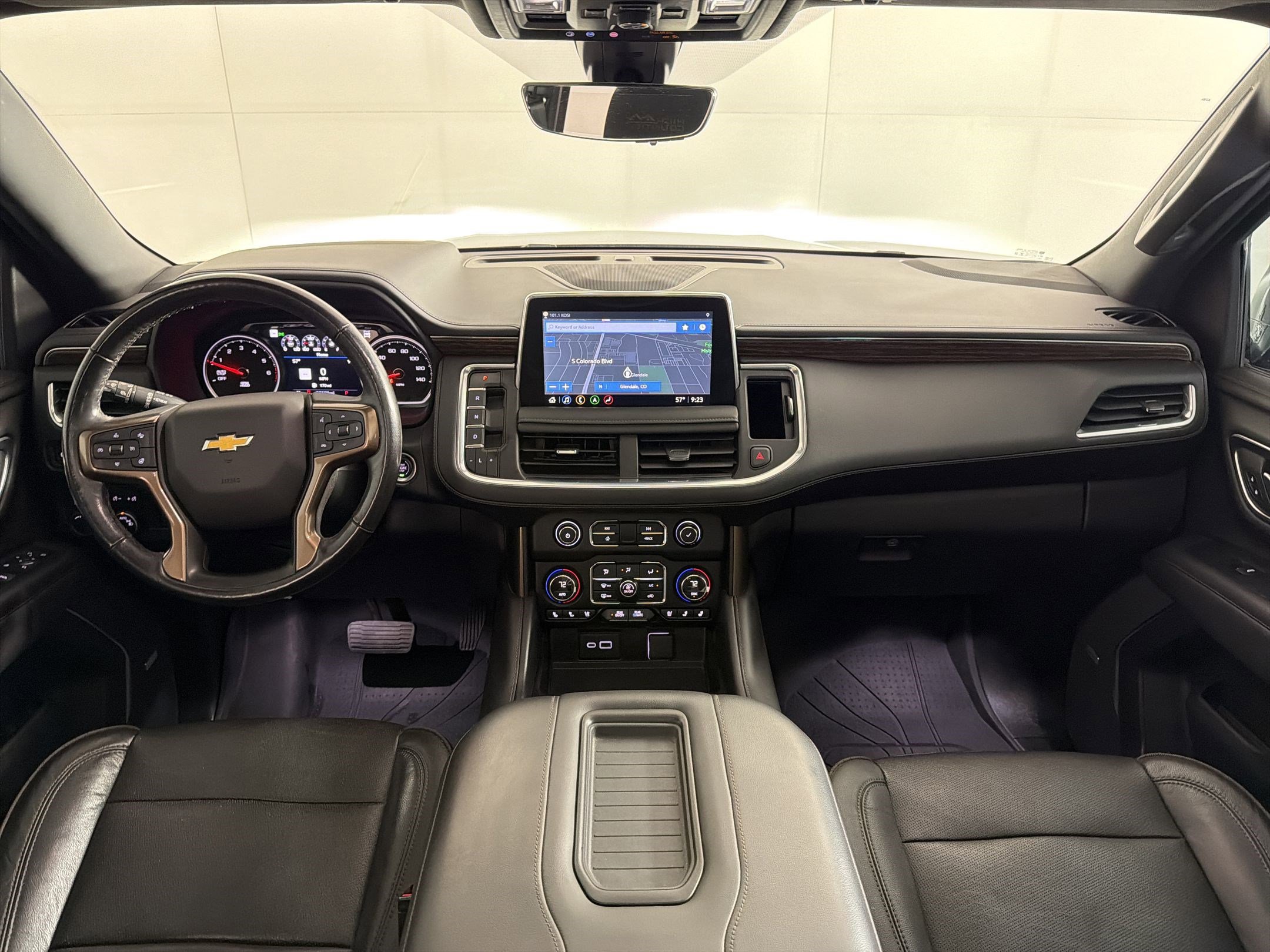 Used 2021 Chevrolet Tahoe High Country w/ Premium Package AWD/4WD image 16