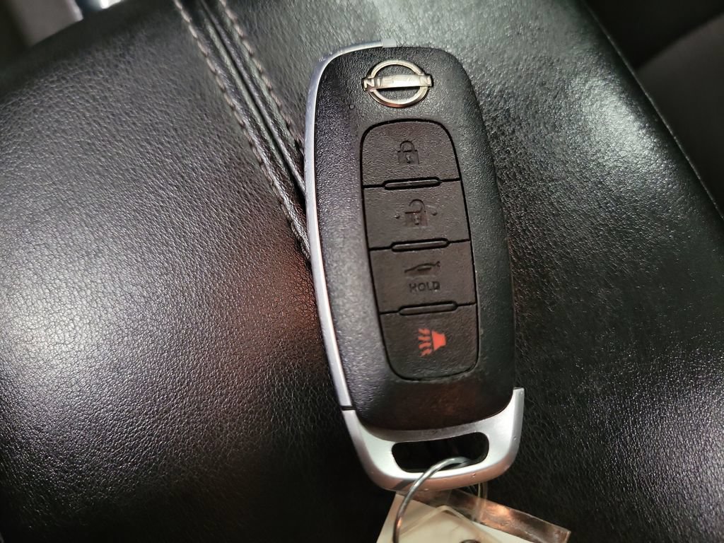 Used 2024 Nissan Sentra SV FWD image 17