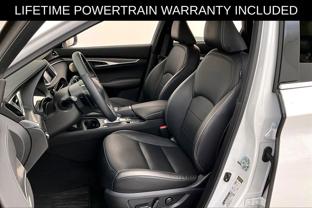 Certified 2025 INFINITI QX50 Luxe image 32