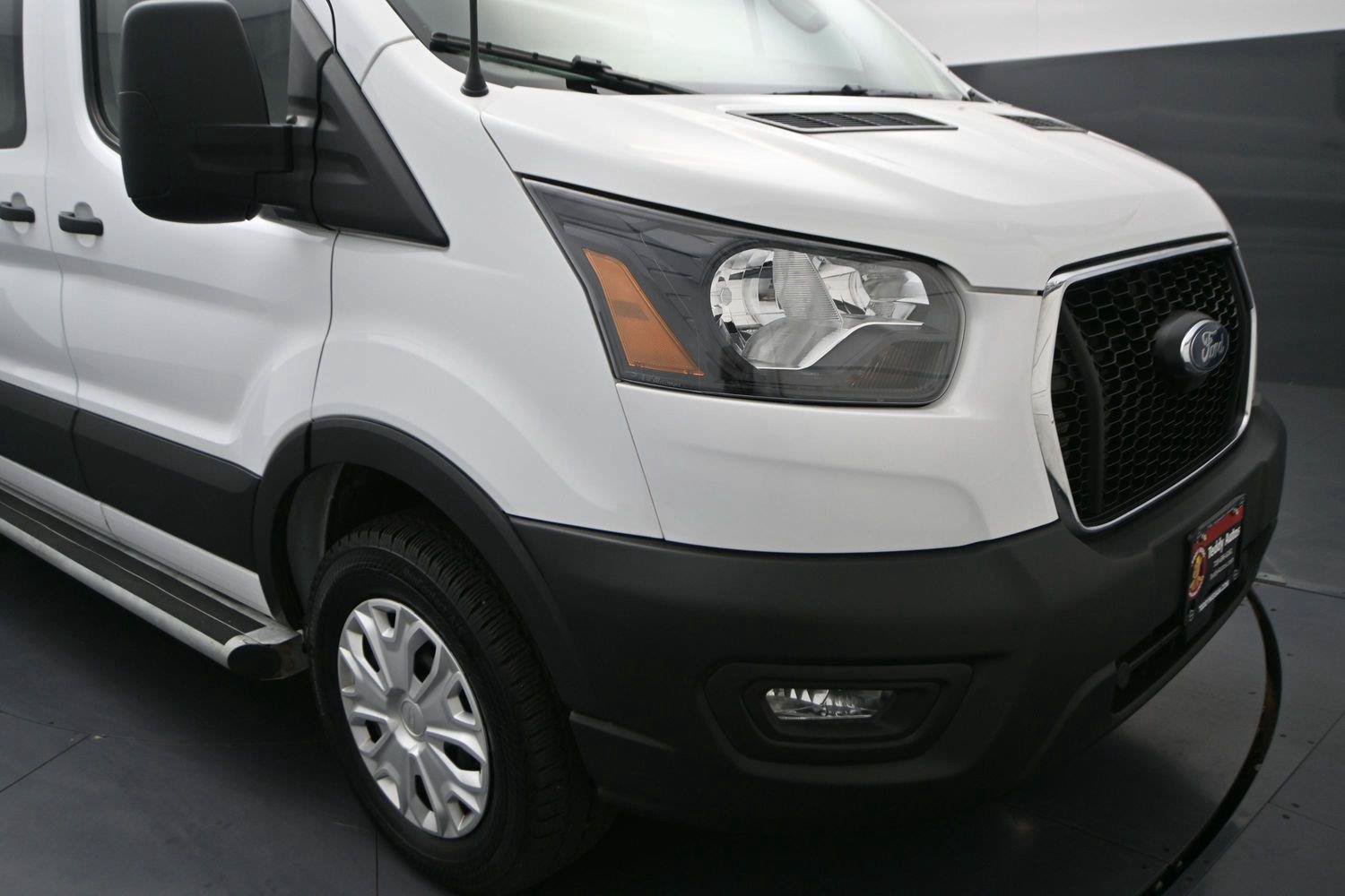 Used 2025 Ford Transit 250 Low Roof w/ Exterior Upgrade Package RWD image 18