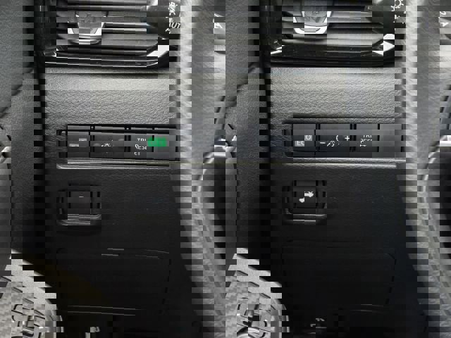 Used 2025 Nissan Sentra SV image 19