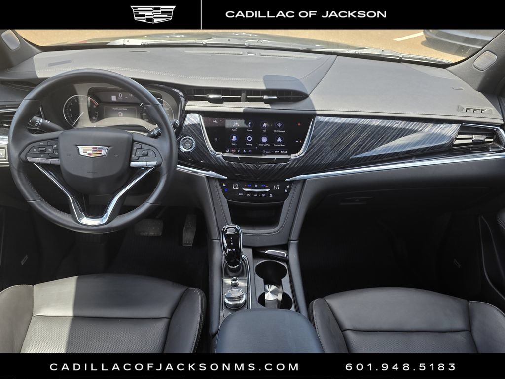 Certified 2024 Cadillac XT6 Premium Luxury w/ LPO, Floor Liner Package AWD/4WD image 9