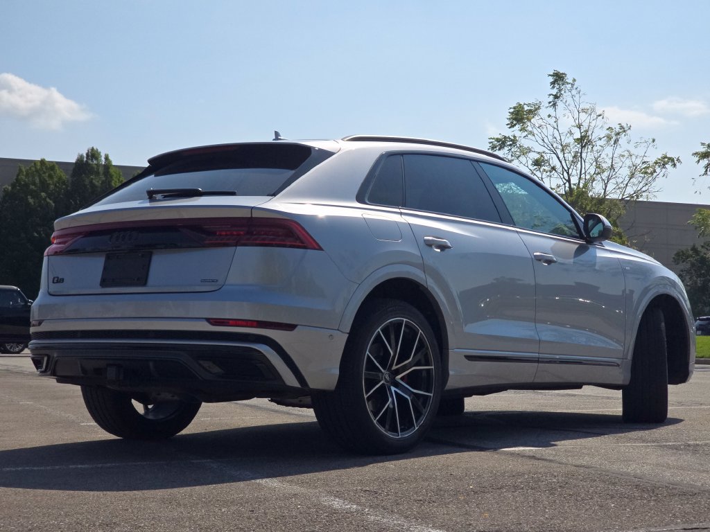 Used 2021 Audi Q8 Premium Plus AWD/4WD image 15