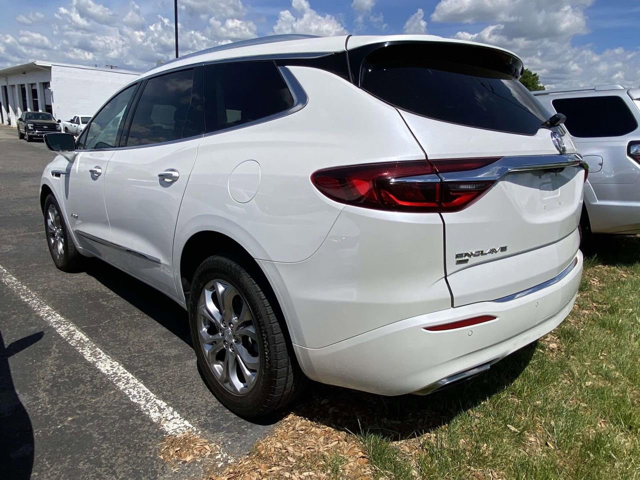 Used 2021 Buick Enclave Avenir w/ Avenir Technology Package image 5