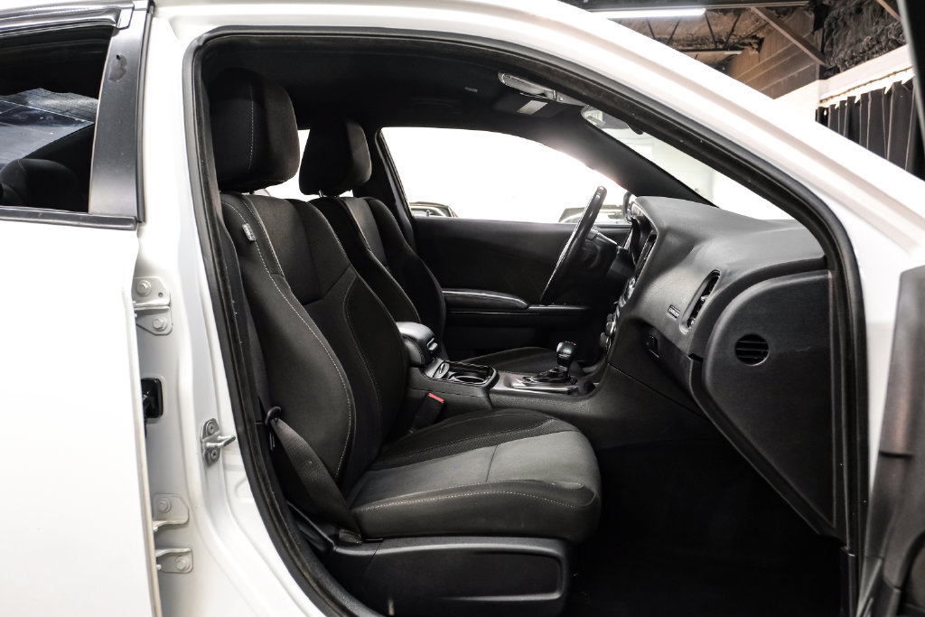 Used 2020 Dodge Charger SXT RWD image 30