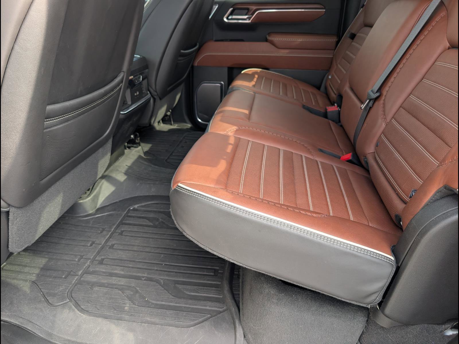 Used 2024 GMC Sierra 1500 Denali Ultimate AWD/4WD image 12
