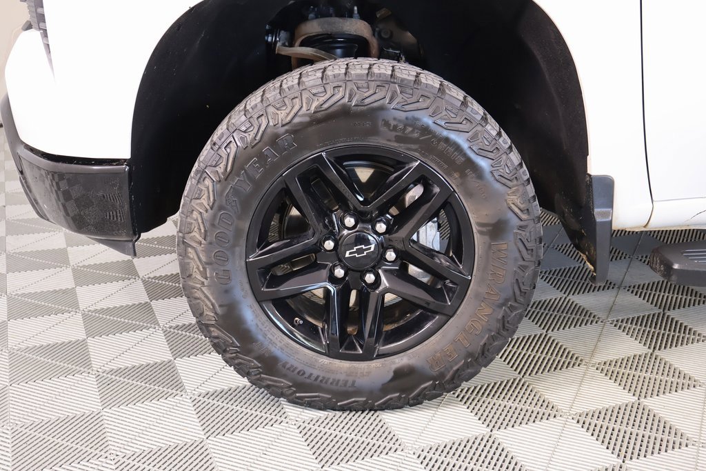 Used 2024 Chevrolet Silverado 1500 LT Trail Boss w/ Protection Package image 18