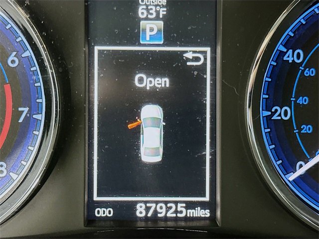 Used 2017 Toyota Corolla SE image 6