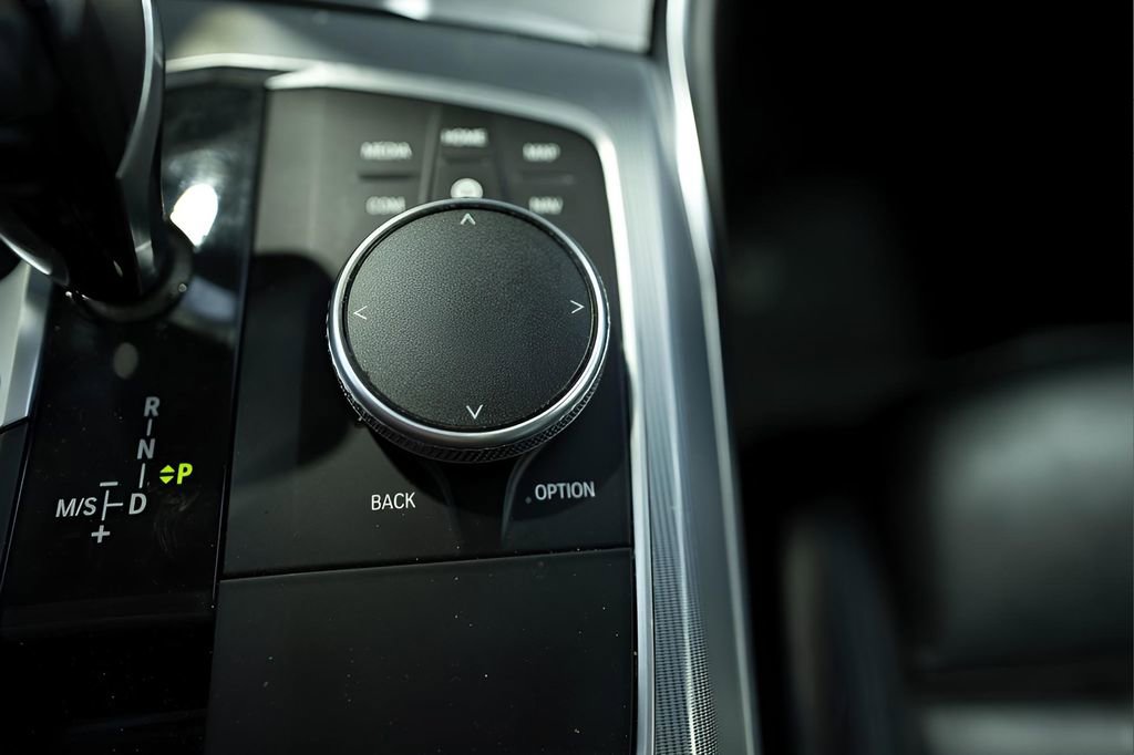 Used 2021 BMW M340i xDrive w/ Premium Package image 31