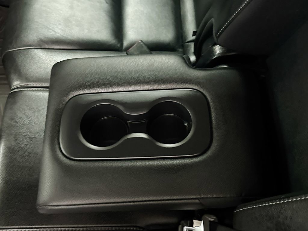 Used 2016 Honda Pilot Touring image 25