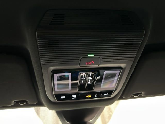 New 2026 Volkswagen Atlas Cross Sport SE image 24