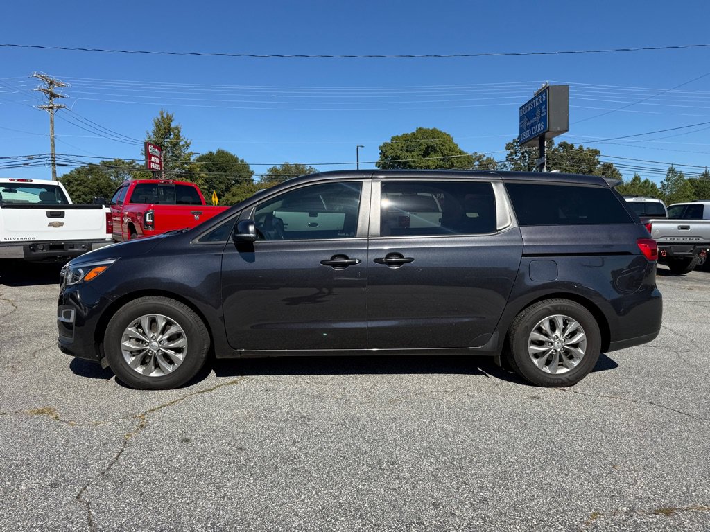 Used 2021 Kia Sedona LX FWD image 4