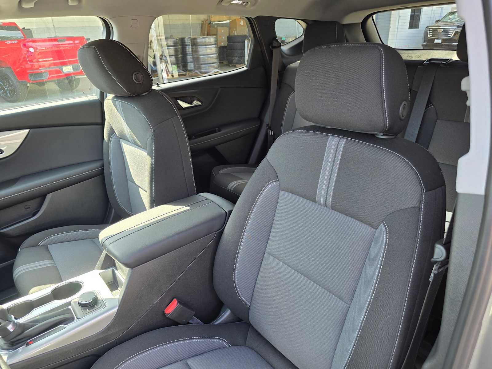 New 2026 Chevrolet Blazer LT w/ Convenience Package FWD image 21