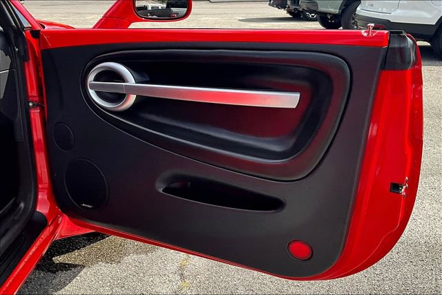 Used 2004 Chevrolet SSR w/ Preferred Equipment Group image 19