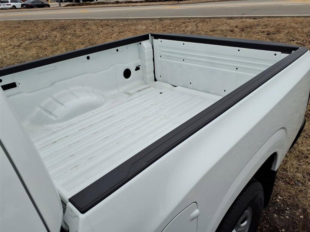 New 2026 Nissan Frontier S image 9