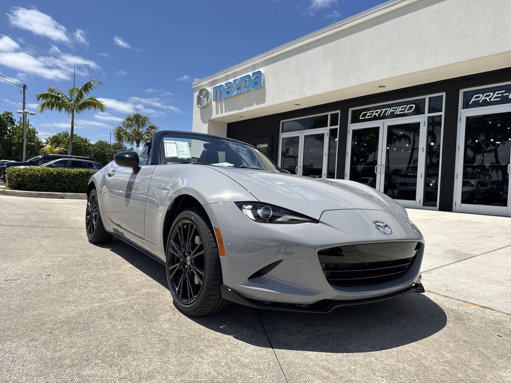 New 2026 MAZDA MX-5 Miata Club w/ Interior Package RWD image 30