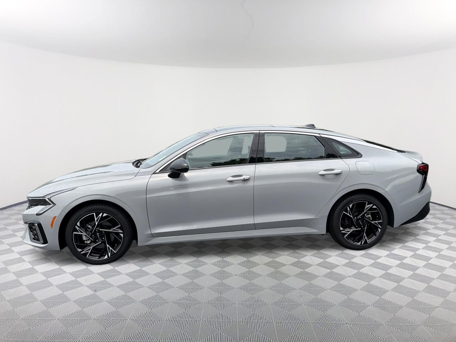 Used 2025 Kia K5 GT-Line w/ GT-Line Premium Package FWD image 8