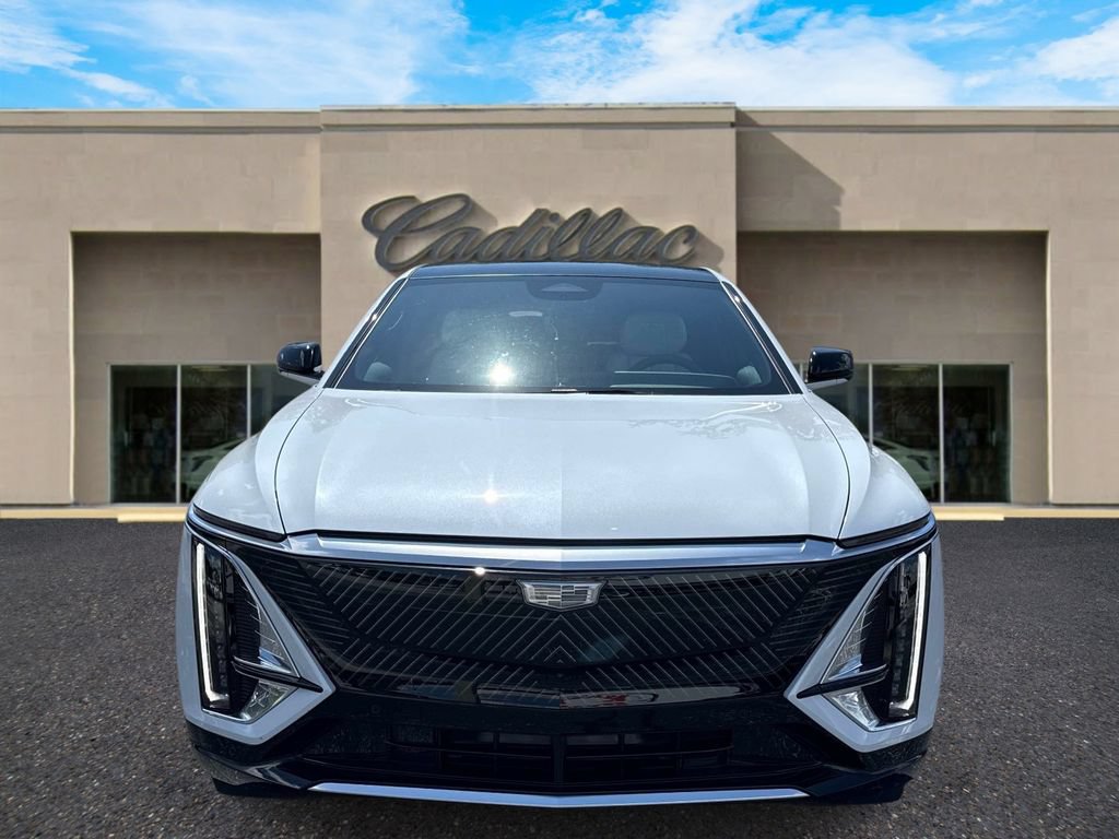 New 2026 Cadillac Lyriq Luxury RWD image 8