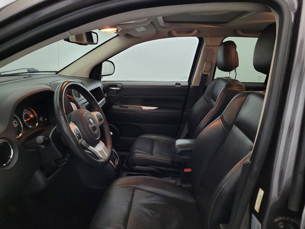 Used 2017 Jeep Compass High Altitude AWD/4WD image 17